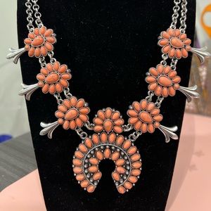🥰😍Squash Blossom Set of Necklace and Earrings😍😍